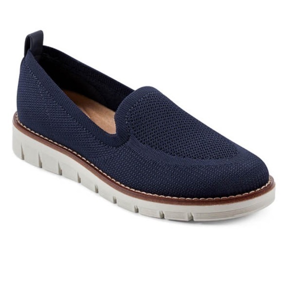 Easy Spirit Shoes - NIB Valina Shoe, Navy Size 8.5 W